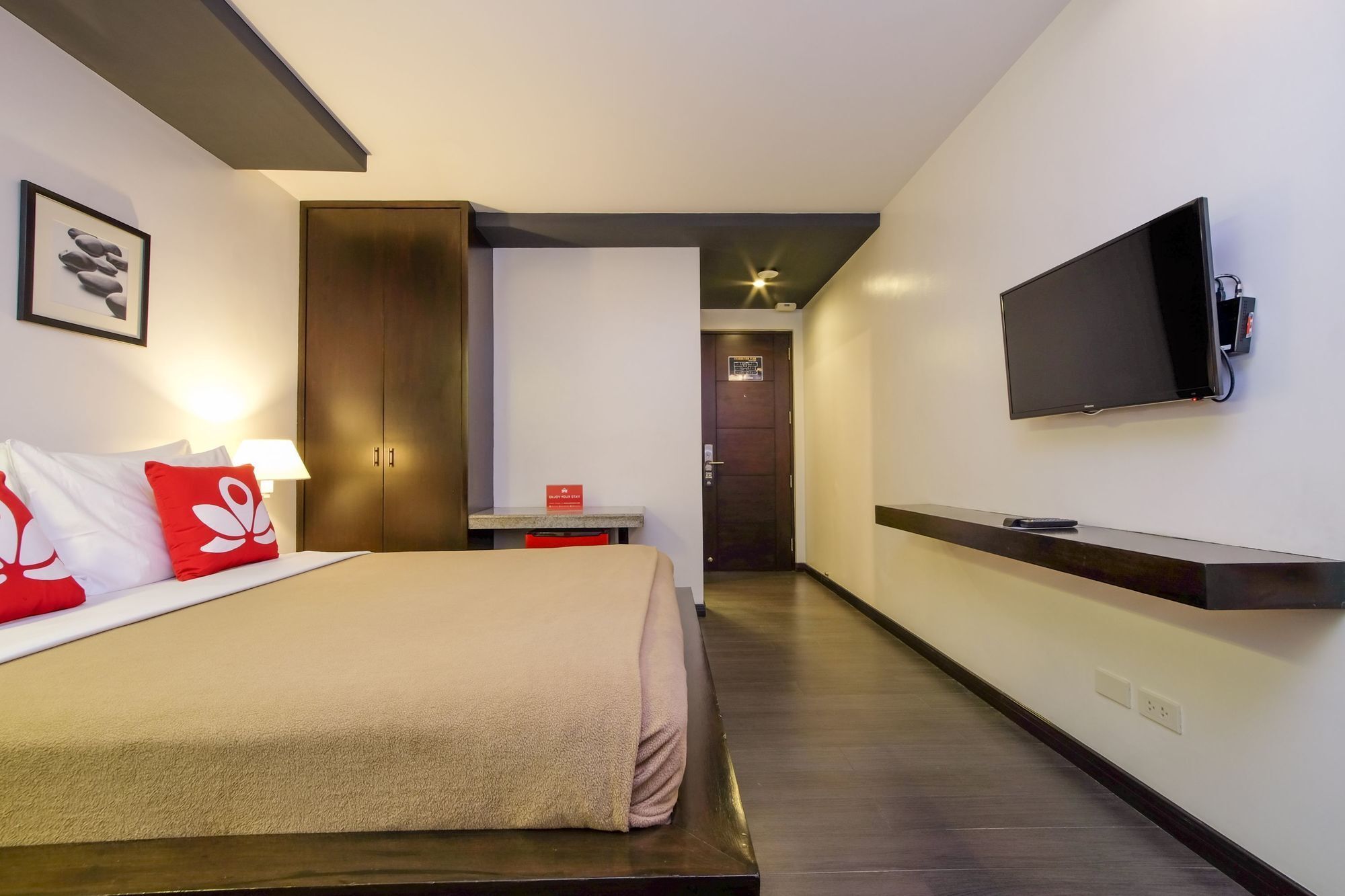 Zen Rooms Durban Poblacion Makati ماكاتي المظهر الخارجي الصورة
